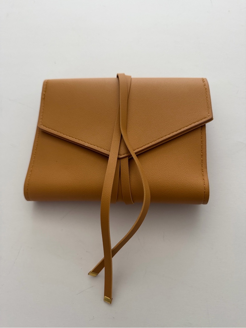 Glass Ladder & Co. Katherine Tech Organizer Roll in Honey